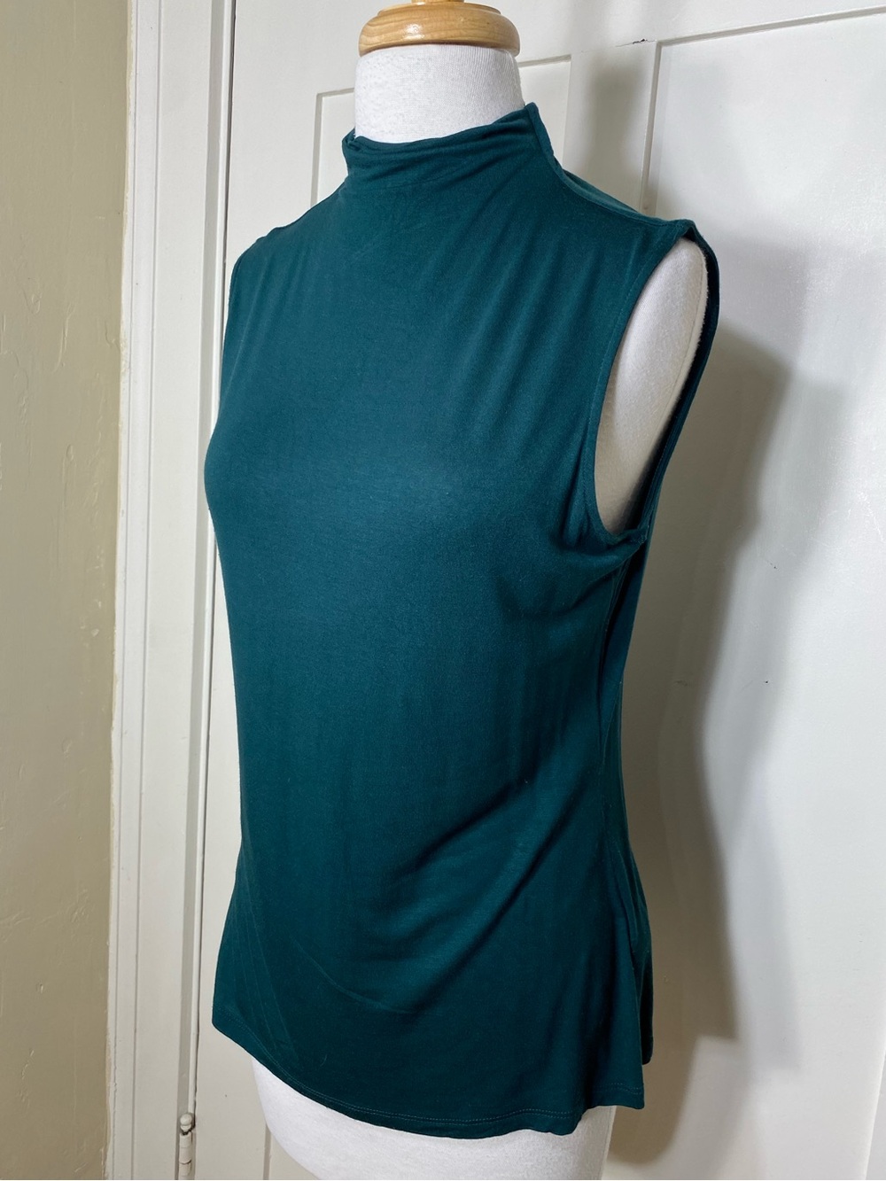Nordstrom Rack Teal Emerald Green Sleeveless Mock Turtleneck M